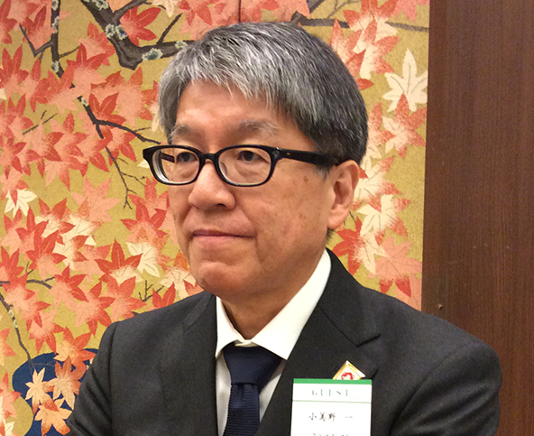 小美野　　　　一　氏