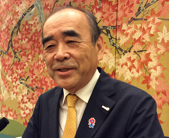 佐　野　　吉　彦　君（建築設計）
